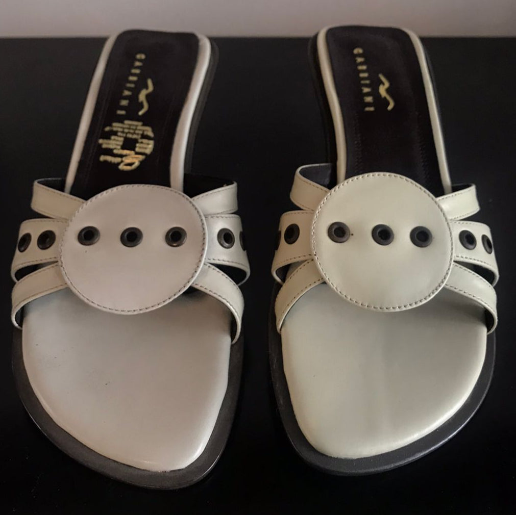Zapatilla para Dama GABBIANI 083 Talla 23.5
