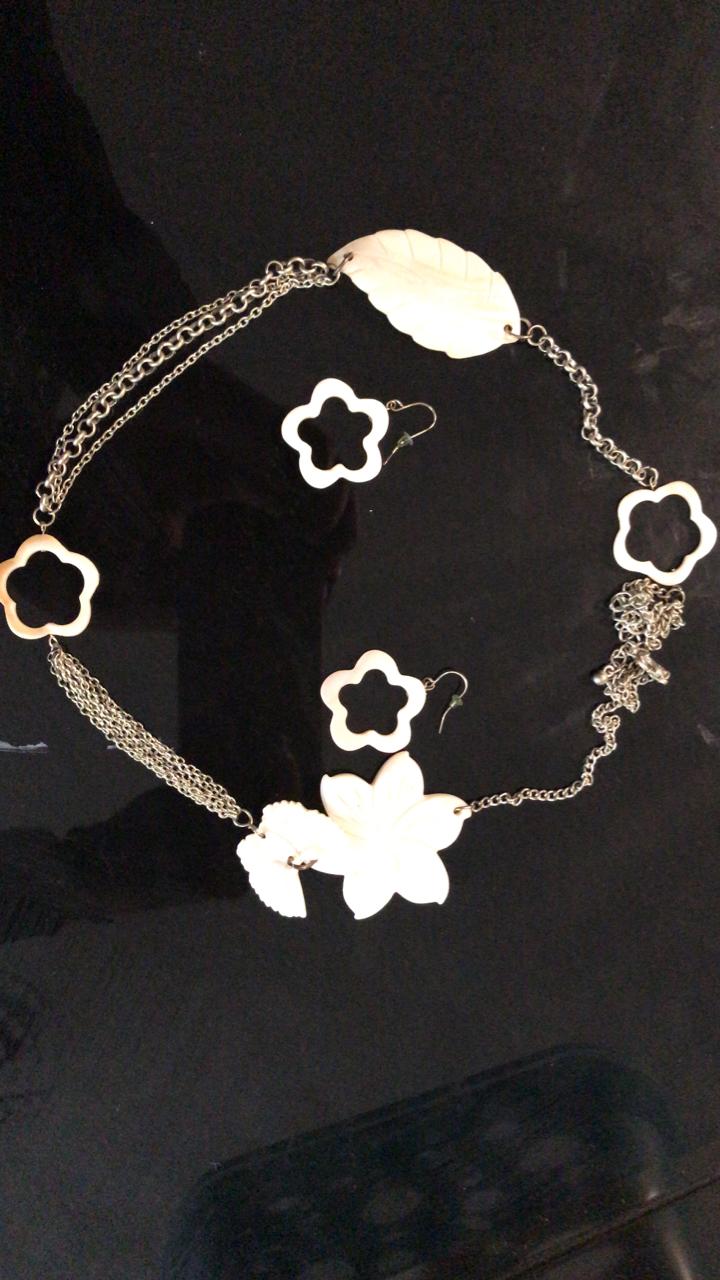 Conjunto para Dama Aretes Collar 4291