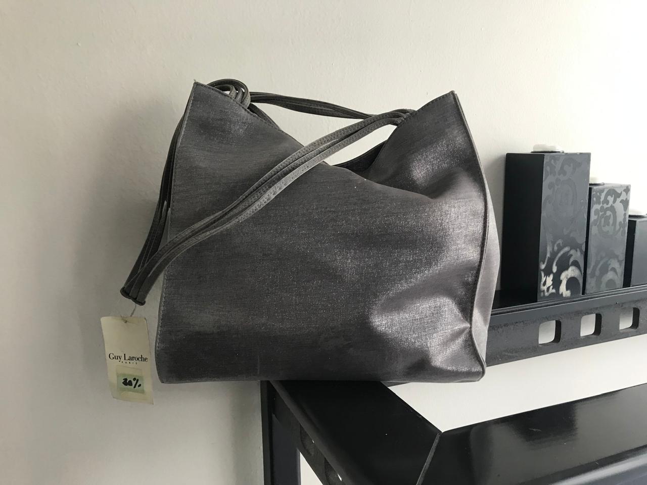 Bolso para Dama Guy Laroche 2690