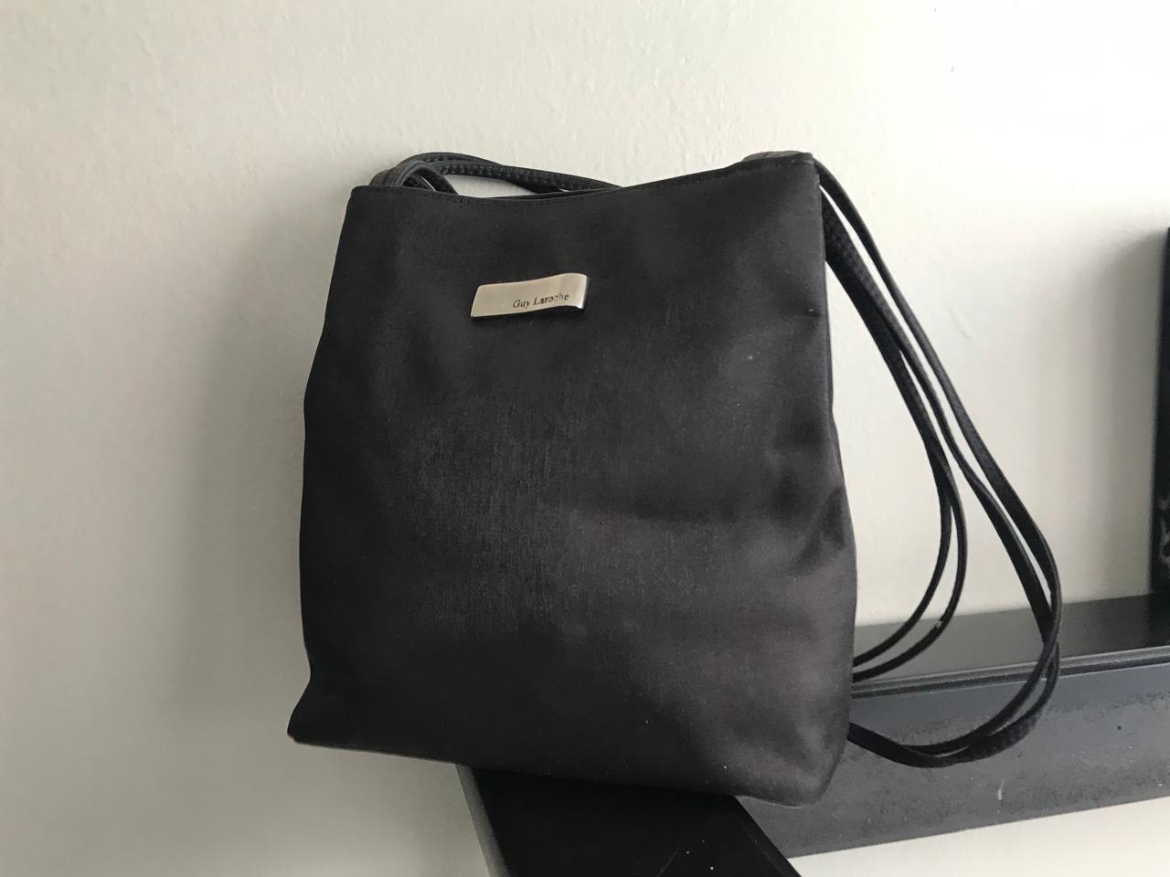Bolso para Dama Guy Laroche 2686