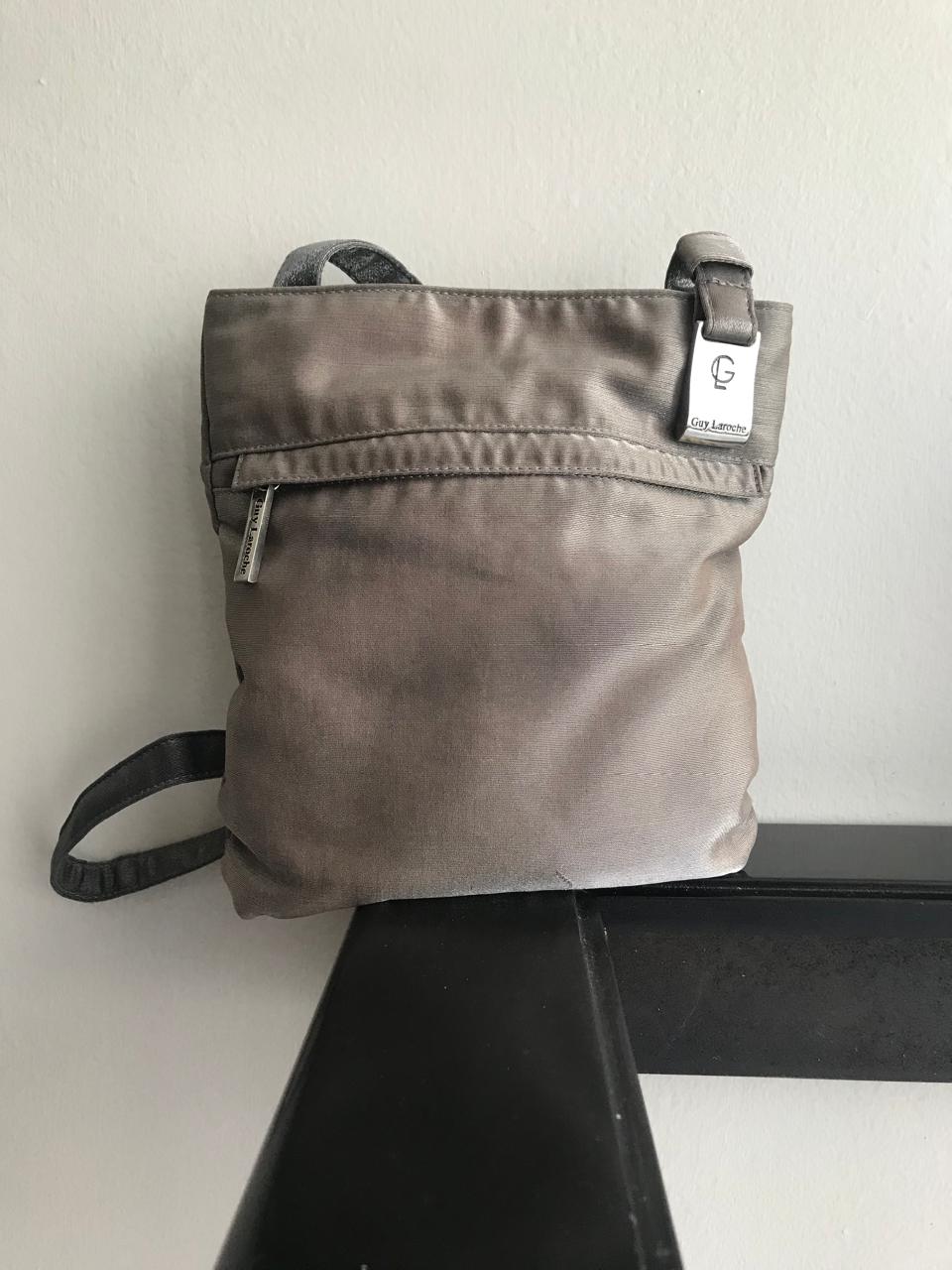 Bolso para Dama Guy Laroche 2672