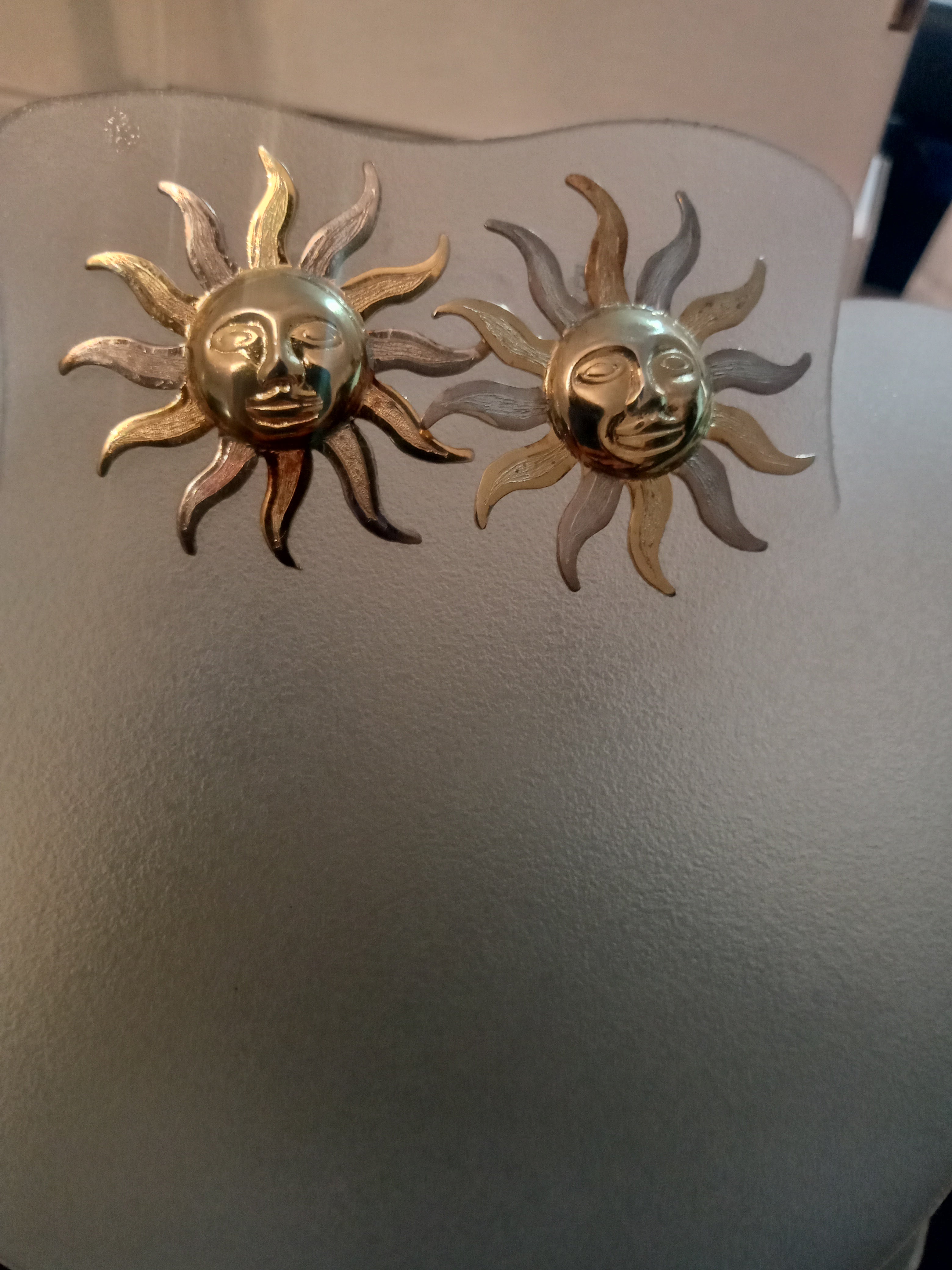 Aretes y Prendedor Forma de Sol 2127
