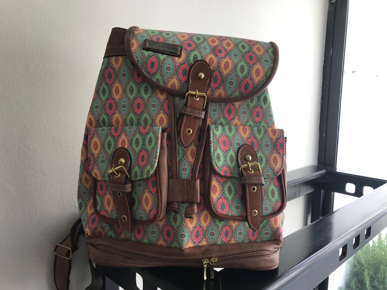 Mochila para Dama Emi Ferramo  0012