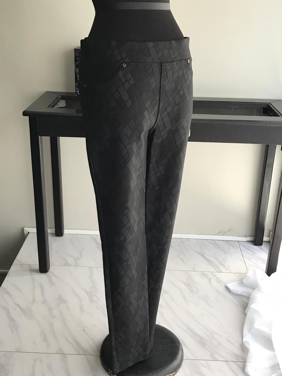 Pantalón para Dama Joseph Ribkoff 173832 Talla 32