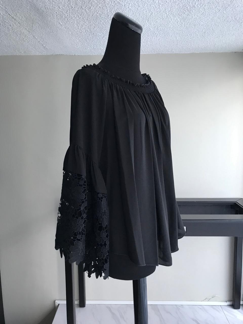 Blusa para Dama Joseph Ribkoff 173286 Talla 34